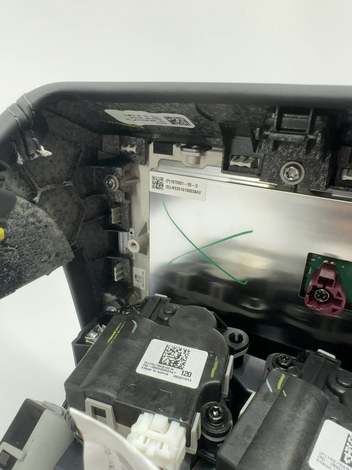2024-2026 Tesla Model 3 Highland Rear Display 1875931-00-D