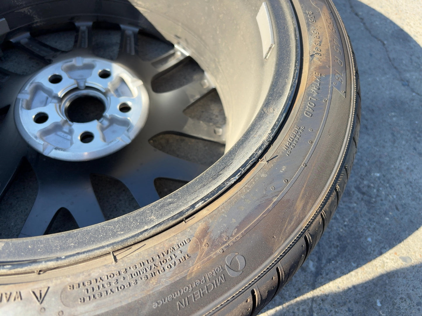 2024-2026 Tesla Model 3 Highland Michelin- Primacy A/s 235/45r18 Wheel 1344246-00-A