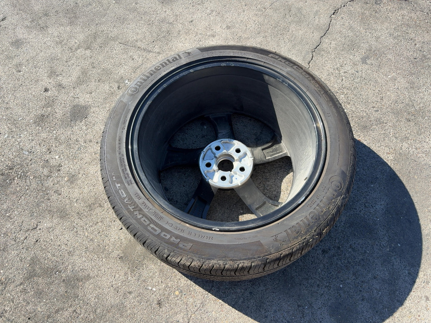 2025 Tesla Model Y Juniper Continental - Pro Contact Rx A/s 255/45/r19 Wheel 1188213-00-B