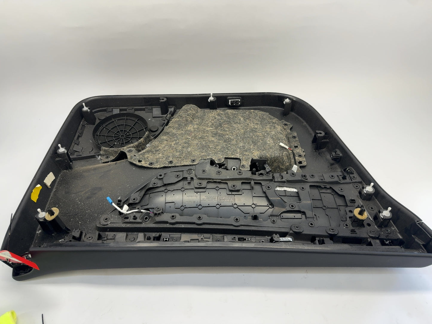 2023-2025 Tesla Model Y Front Right Door Panel 1997295-00-E