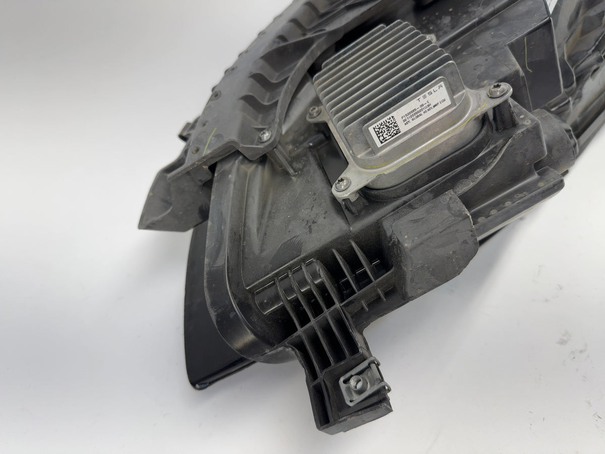 2023 Tesla Model 3 Global Headlamp Left 1514952-00-D