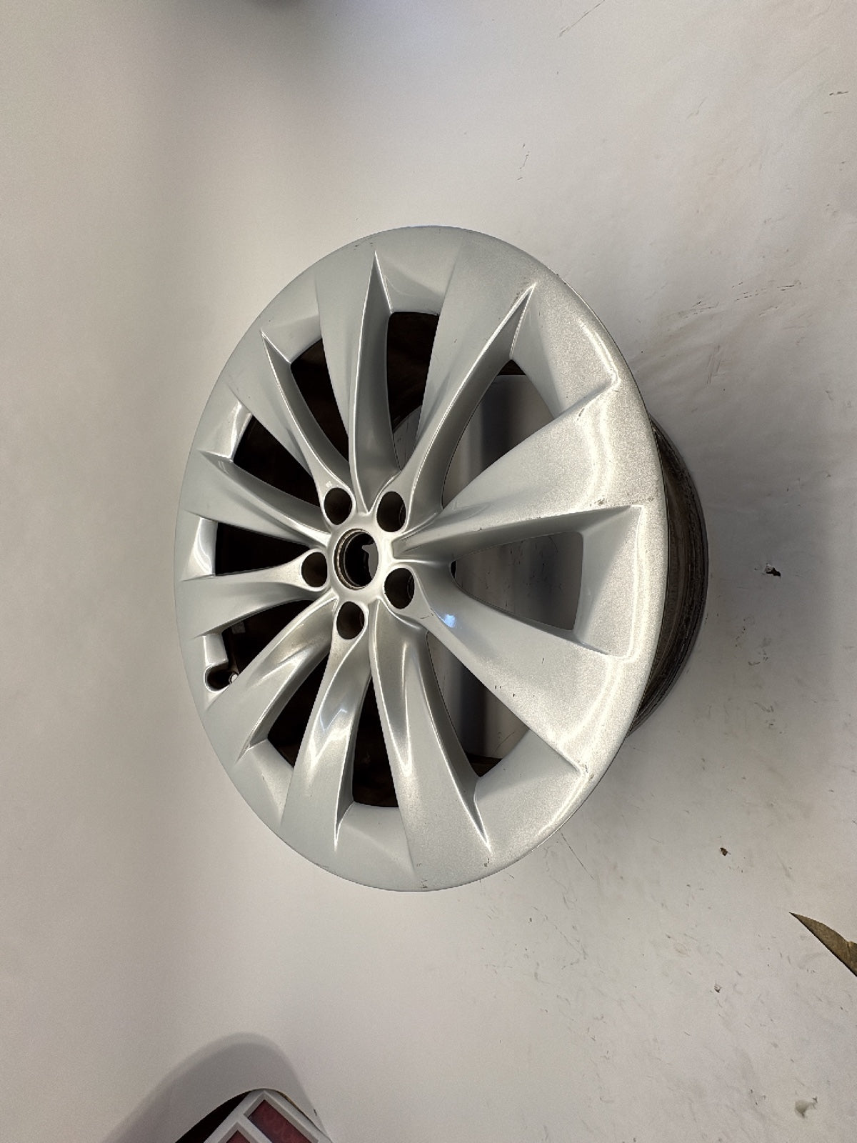 2020 Tesla Model X 20 Inch Rim Silver Slipstream 1027245-00-A